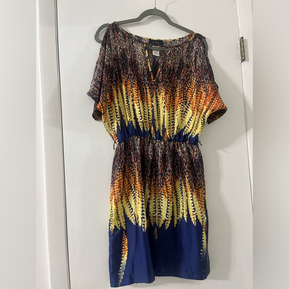 B.Smart Size 4 Slit Sleeve Dress with important fabric​